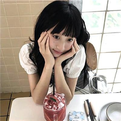 怪兽与女孩